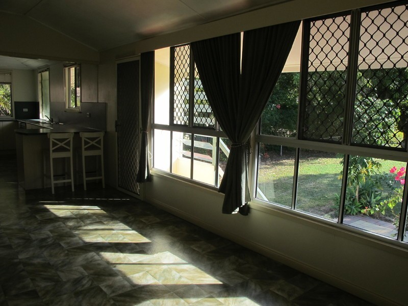 53 Woodville St, Wandal QLD 4700