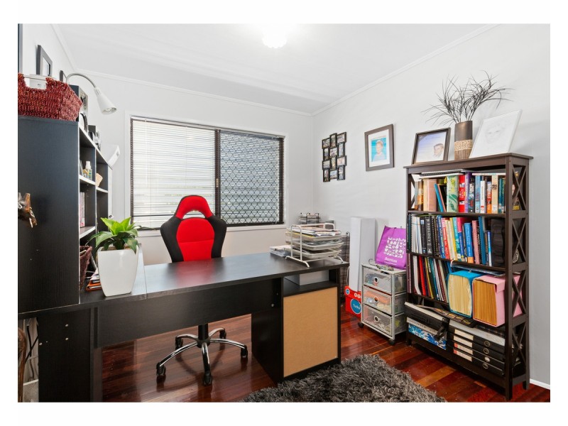 22 Harwood Street, Park Avenue QLD 4701