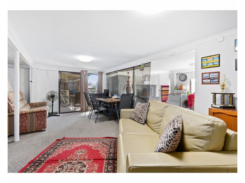 22 Harwood Street, Park Avenue QLD 4701