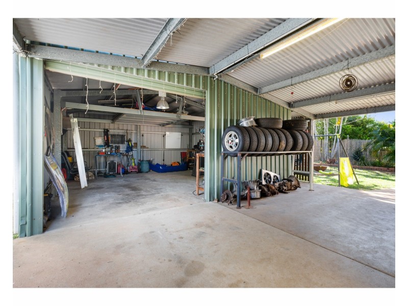 22 Harwood Street, Park Avenue QLD 4701