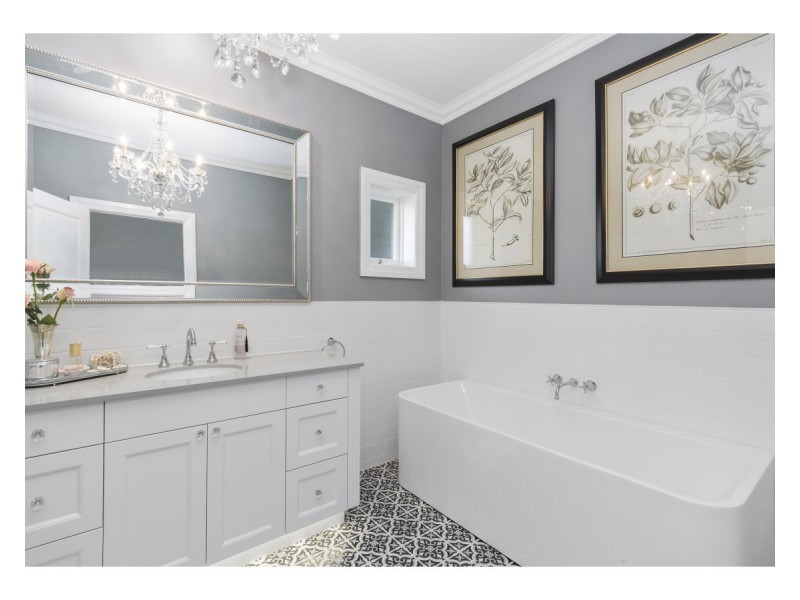 51 Agnes Street, The Range QLD 4700