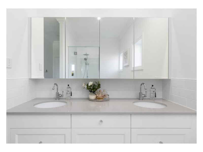 51 Agnes Street, The Range QLD 4700
