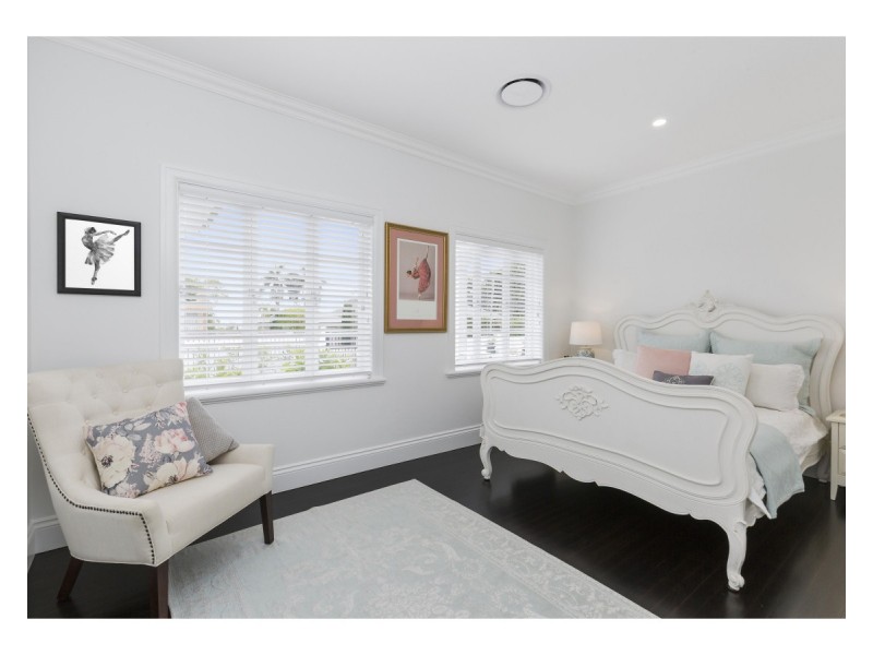 51 Agnes Street, The Range QLD 4700
