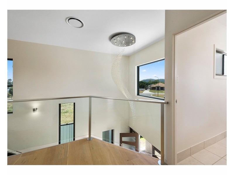 107 LARCOMBE Street, Kawana QLD 4701