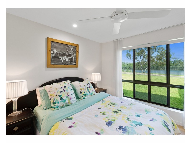 107 LARCOMBE Street, Kawana QLD 4701