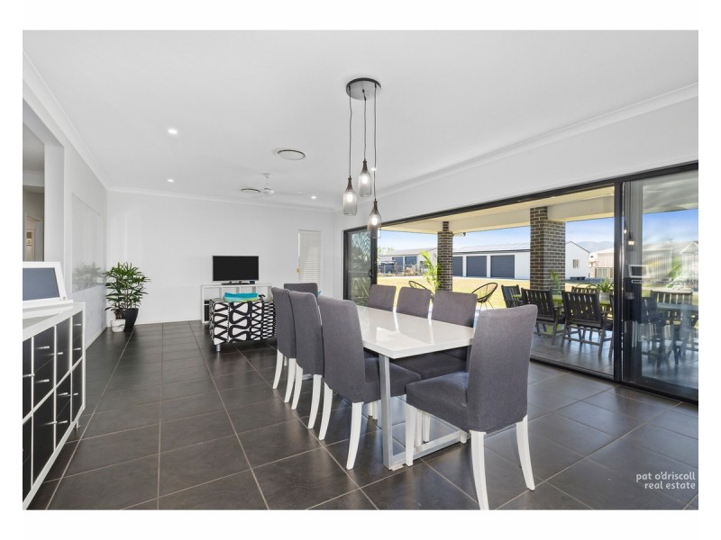 39 Bellbird Drive, Parkhurst QLD 4702