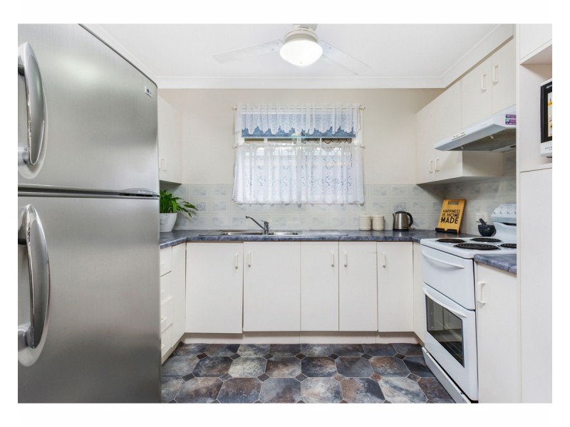 20 Grevillea Drive, Kawana QLD 4701