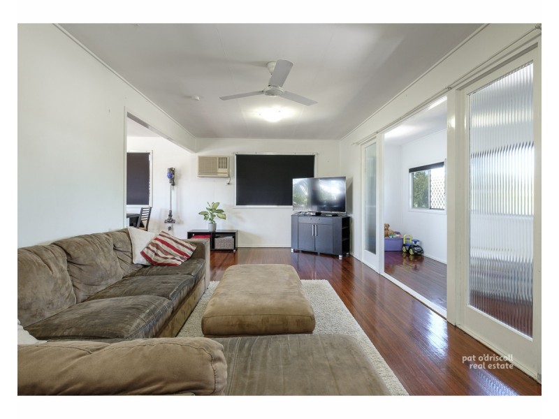 11 Snelling Street, Park Avenue QLD 4701