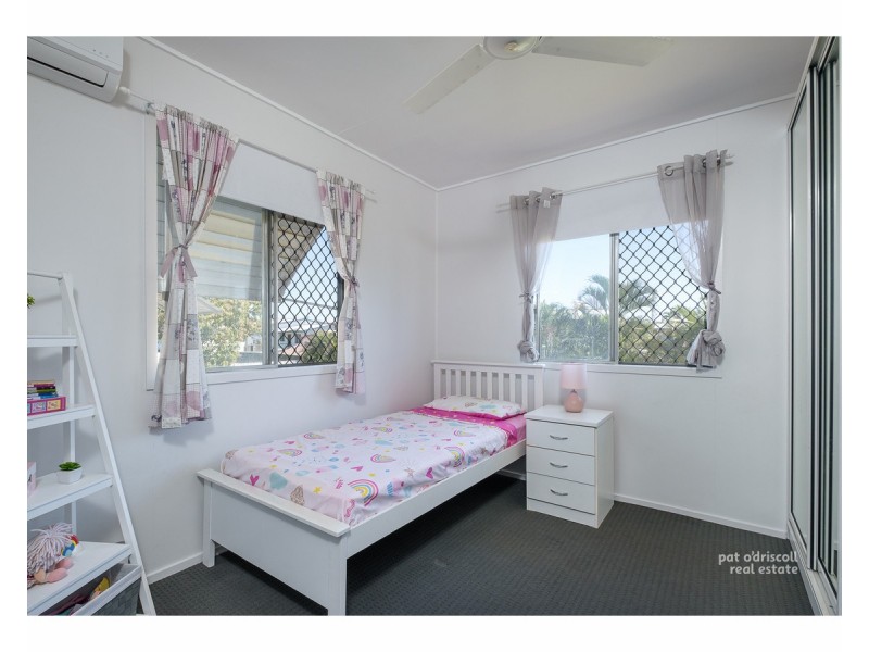 11 Snelling Street, Park Avenue QLD 4701