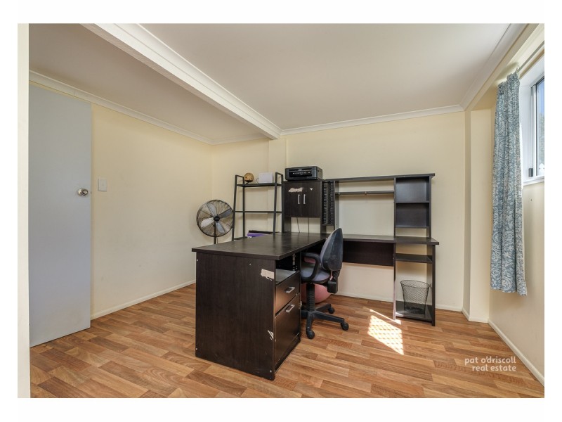 11 Snelling Street, Park Avenue QLD 4701