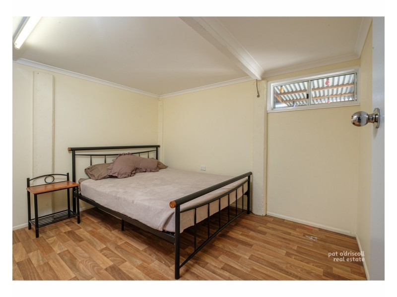 11 Snelling Street, Park Avenue QLD 4701