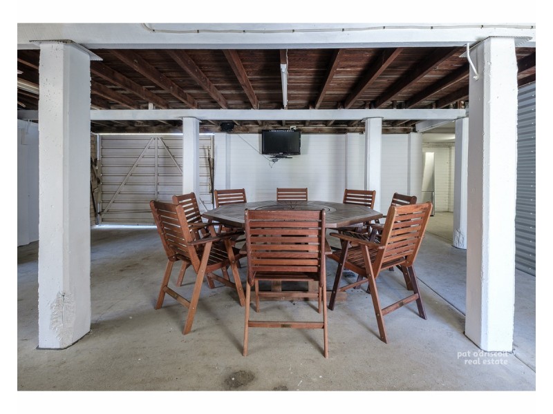 11 Snelling Street, Park Avenue QLD 4701