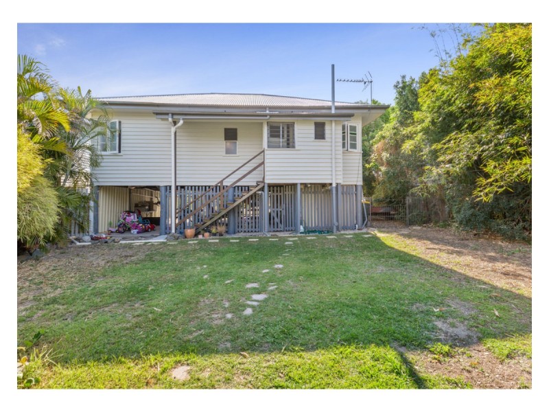 10 Luck Avenue, Wandal QLD 4700