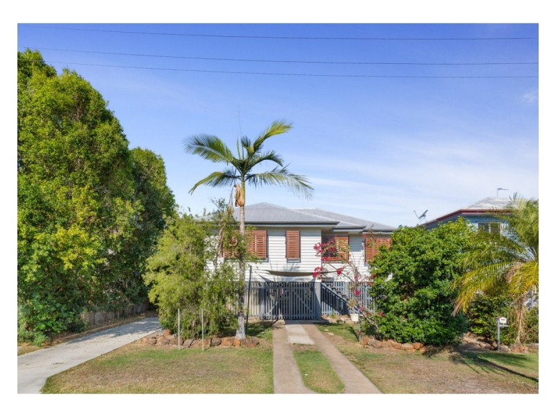 10 Luck Avenue, Wandal QLD 4700
