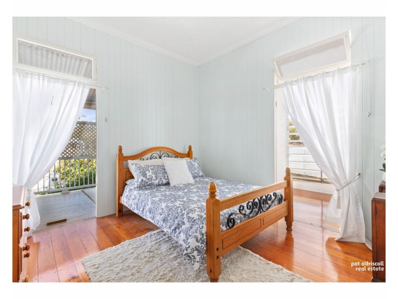 16 King Street, The Range QLD 4700