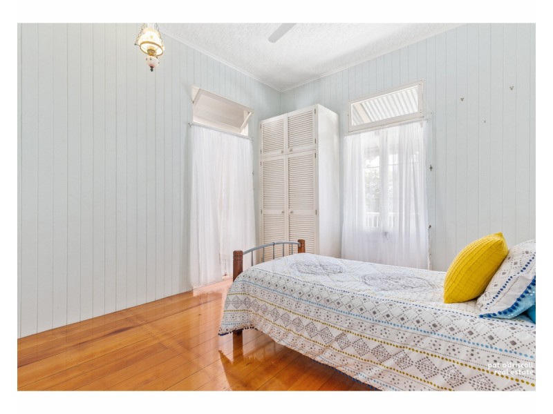 16 King Street, The Range QLD 4700