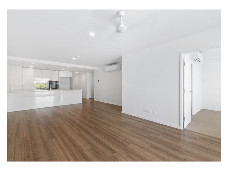 201/58 Victoria Parade, Rockhampton City QLD 4700