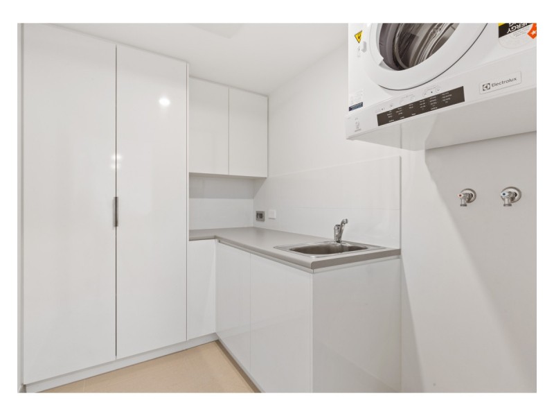 201/58 Victoria Parade, Rockhampton City QLD 4700