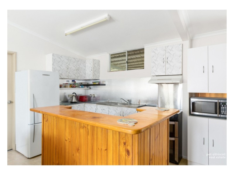 62994 Bruce Highway, Etna Creek QLD 4702