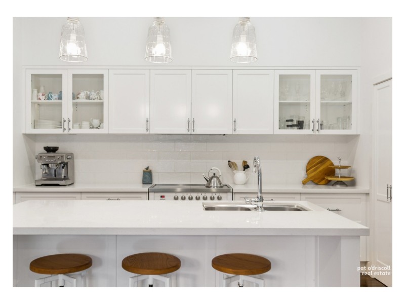 182 Quarry Street, The Range QLD 4700