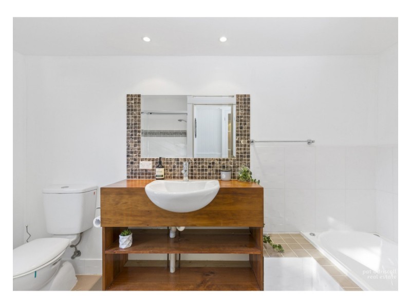 182 Quarry Street, The Range QLD 4700