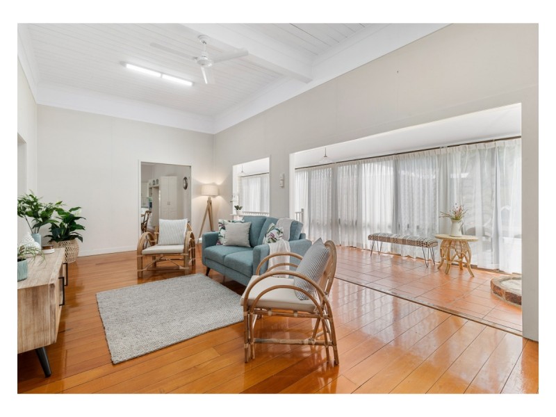 1 Menkin Place, Frenchville QLD 4701