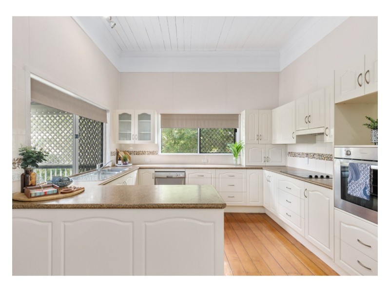 1 Menkin Place, Frenchville QLD 4701