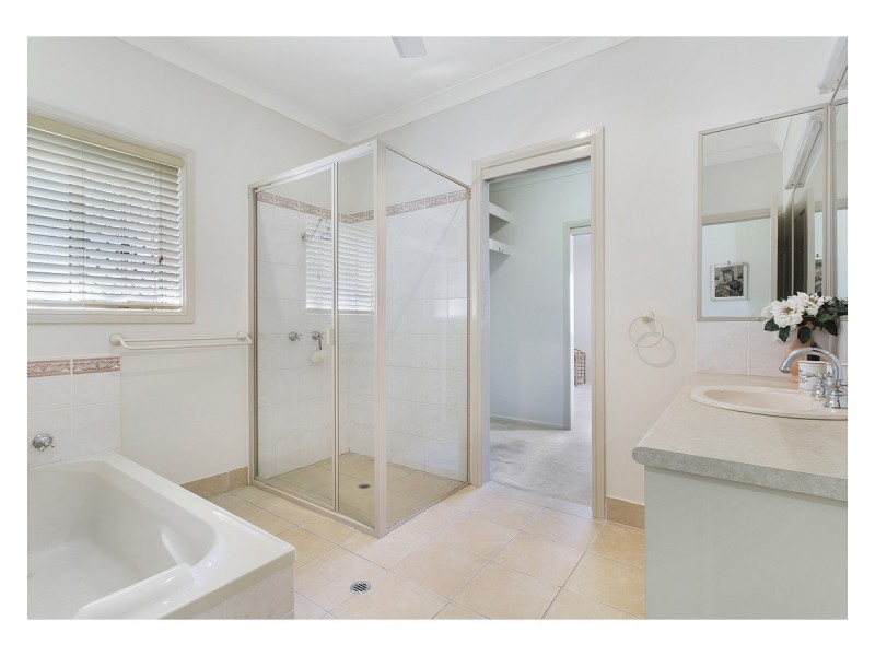 33 King Street, The Range QLD 4700