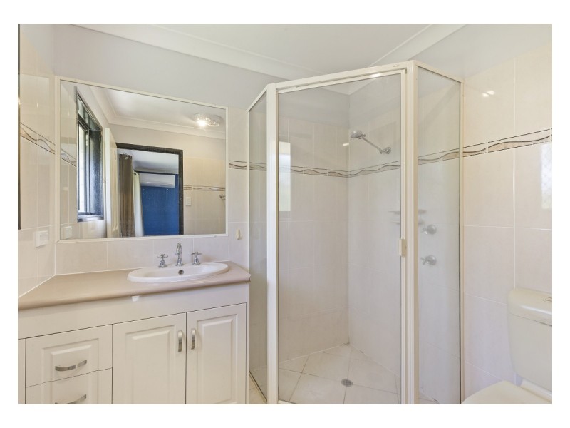 2 Kendall Court, Rockyview QLD 4701
