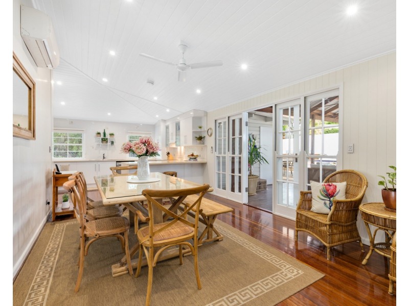 15 Brae Street, The Range QLD 4700