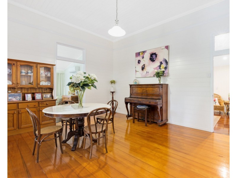 15 Brae Street, The Range QLD 4700