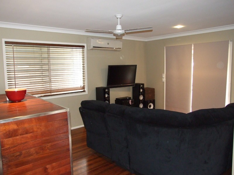 92 West Street, The Range QLD 4700