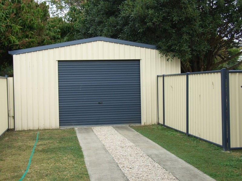 92 West Street, The Range QLD 4700
