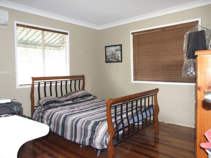 92 West Street, The Range QLD 4700