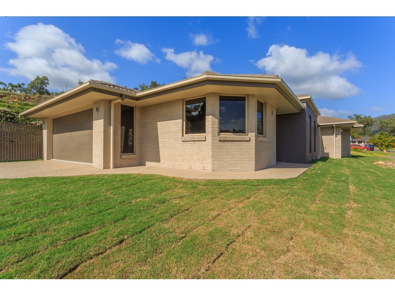 2 Vanderspek Place, Frenchville QLD 4701