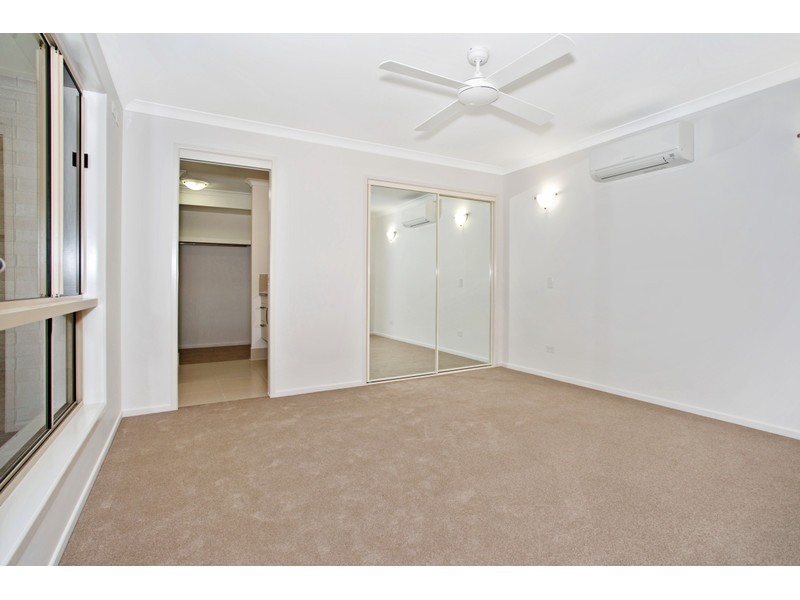 2 Vanderspek Place, Frenchville QLD 4701