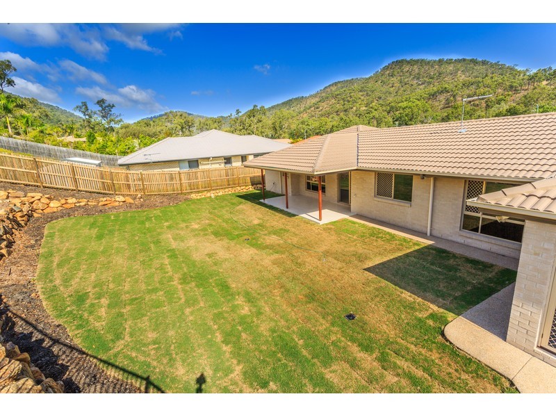 2 Vanderspek Place, Frenchville QLD 4701