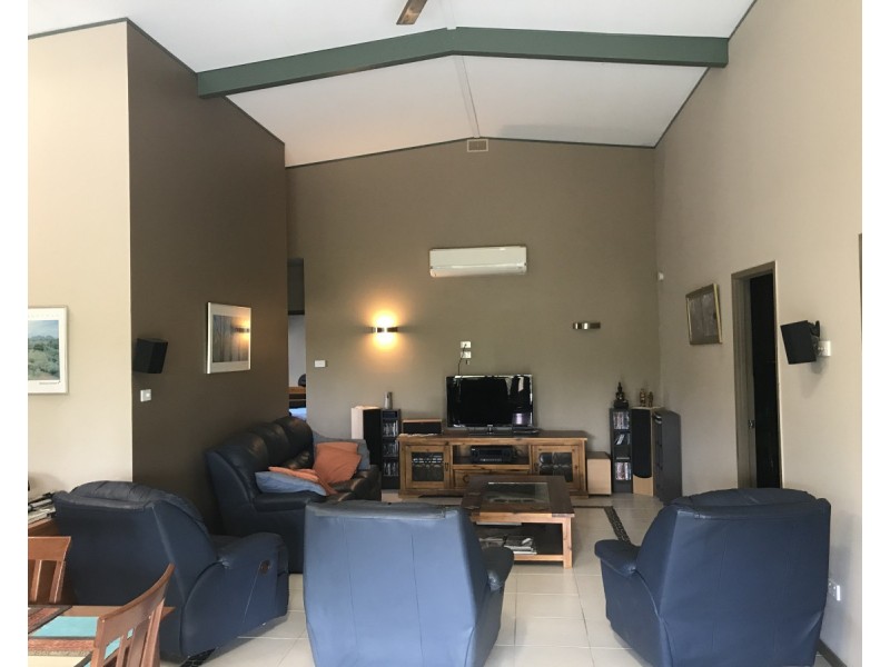 235 Fire Creek Road, Raglan QLD 4697