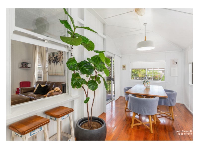 2 Wheatcroft Street, The Range QLD 4700
