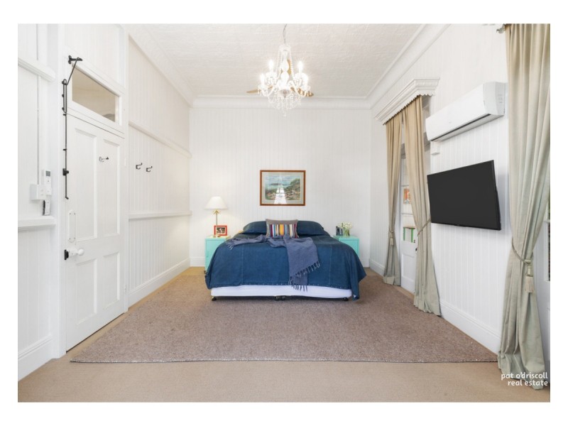 2 Wheatcroft Street, The Range QLD 4700
