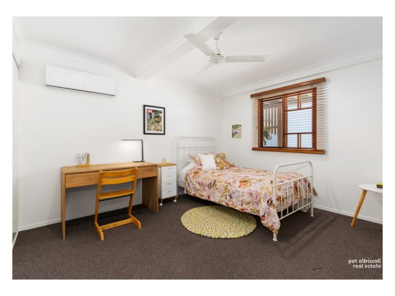 2 Wheatcroft Street, The Range QLD 4700
