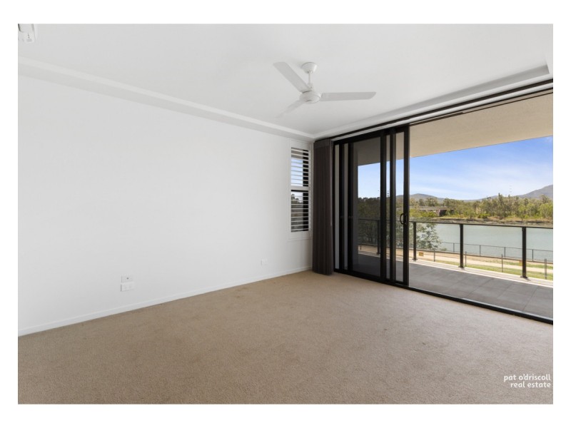 201/58 Victoria Parade, Rockhampton City QLD 4700