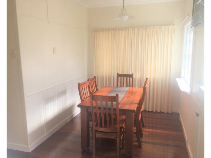 15 Woodville Street, Wandal QLD 4700