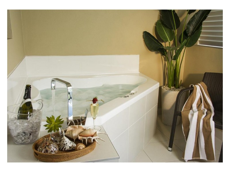 44 Captain Cook Drive, Agnes Water QLD 4677