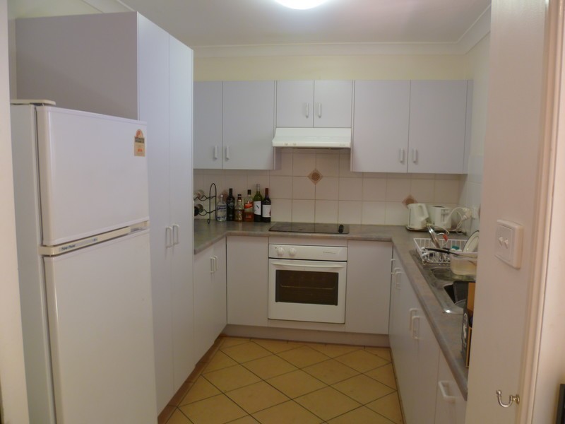 2/406 Dean St, Frenchville QLD 4701