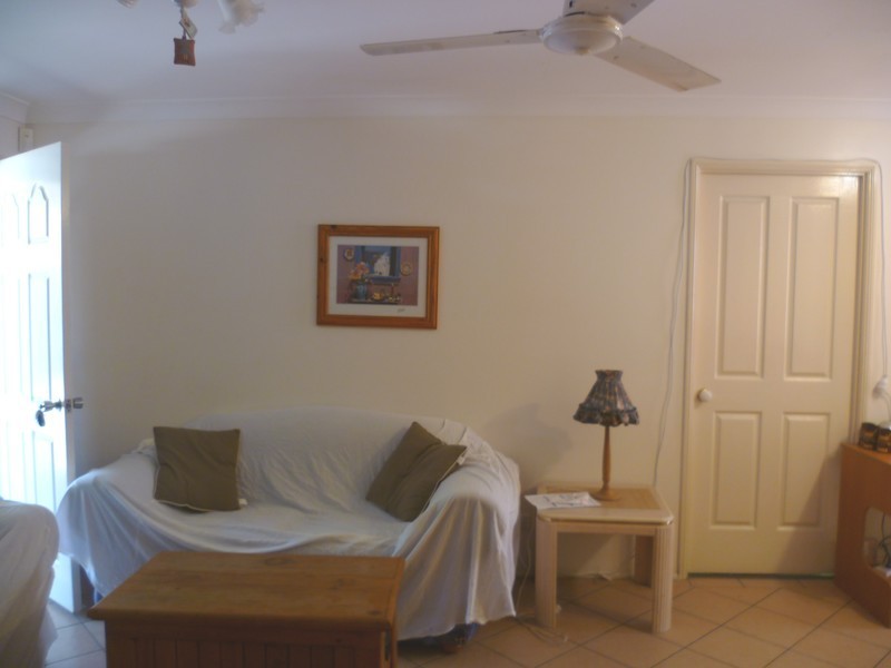 2/406 Dean St, Frenchville QLD 4701