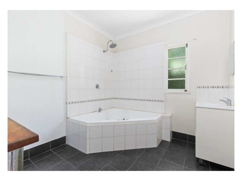 5 Duncan Street, Wandal QLD 4700