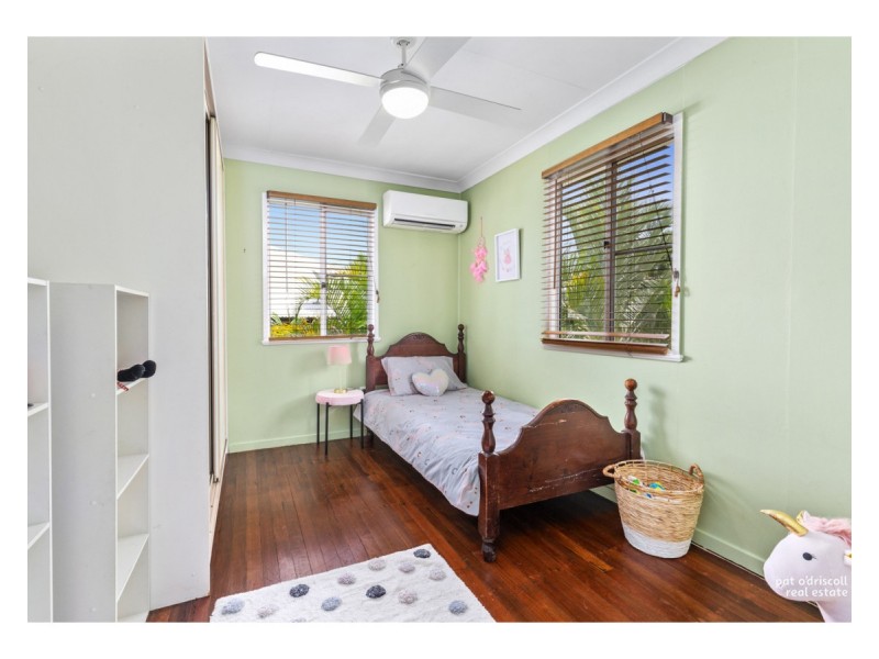 90 Ward Street, The Range QLD 4700