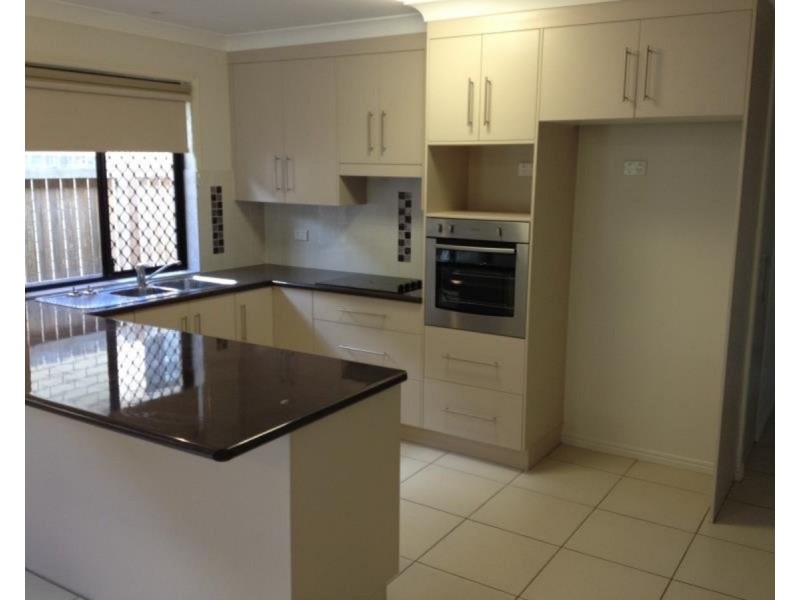 19 Kingel Street, Wandal QLD 4700