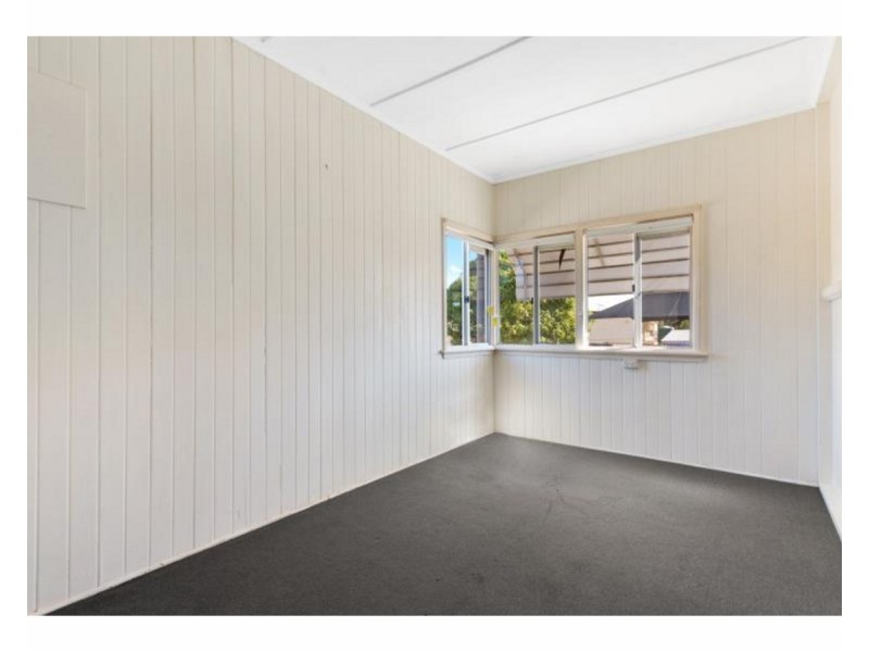 106 Clifton Street, Berserker QLD 4701